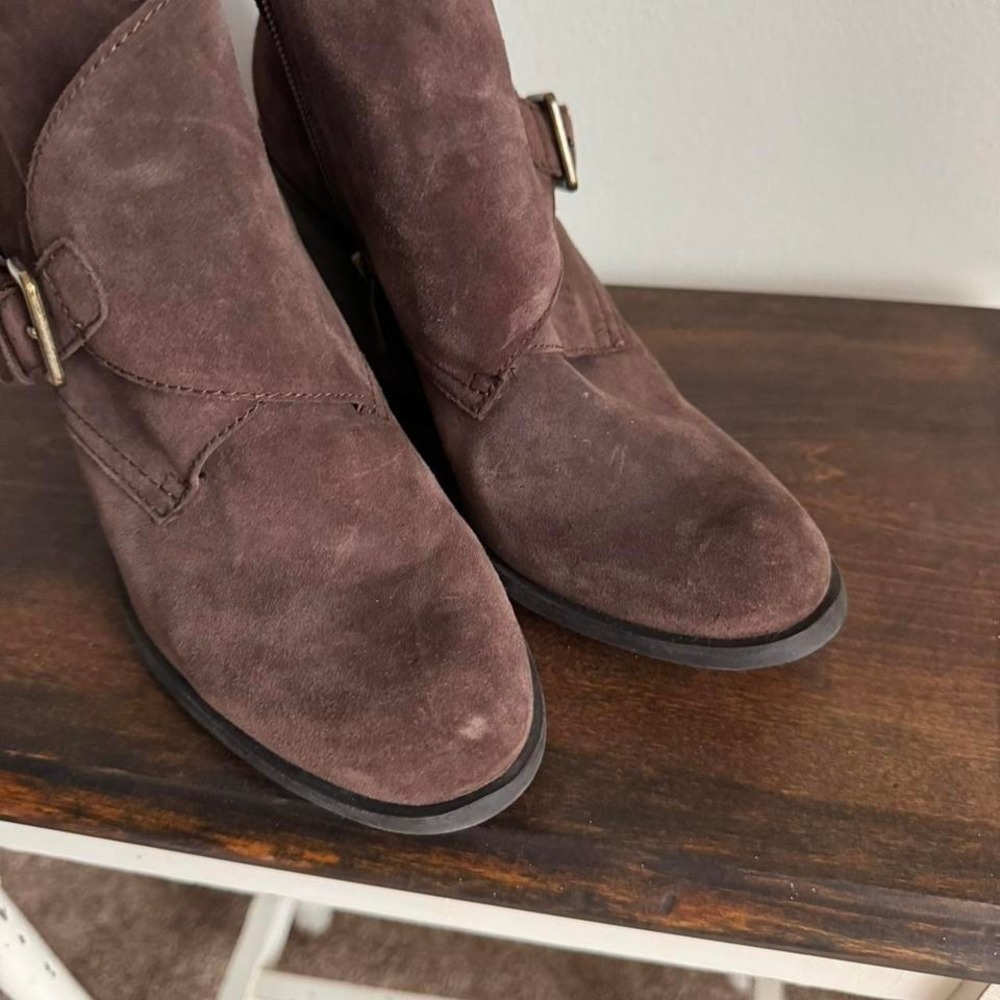 Lucky Brand chocolate brown suede ankle boot Size 8.5 - Picture 6 of 8